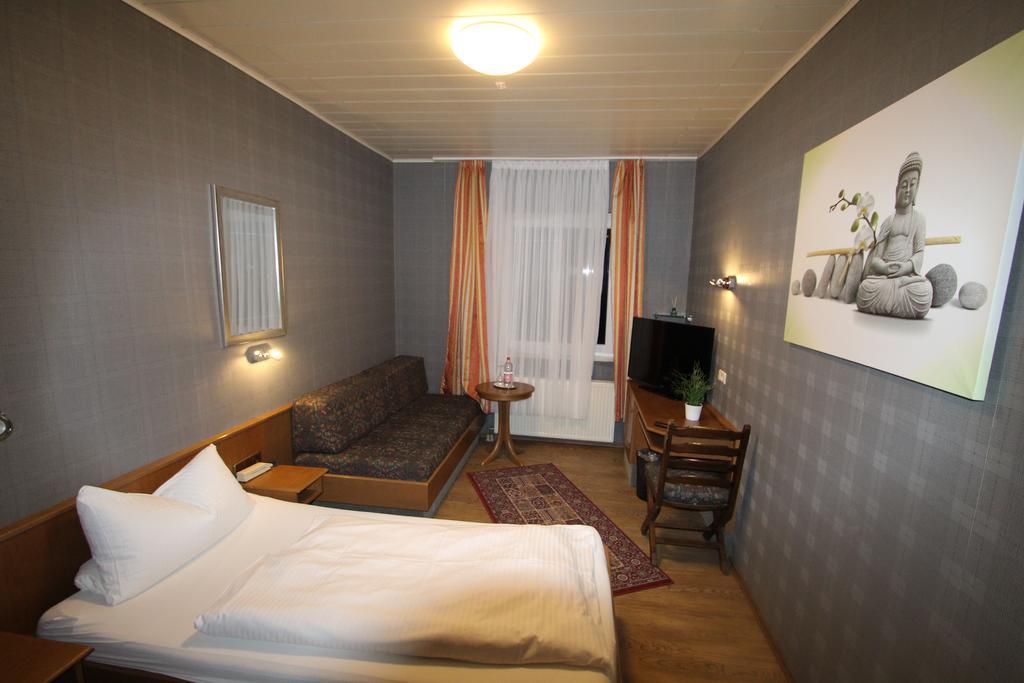 Charlottenhof Hotel Messel Eksteriør billede