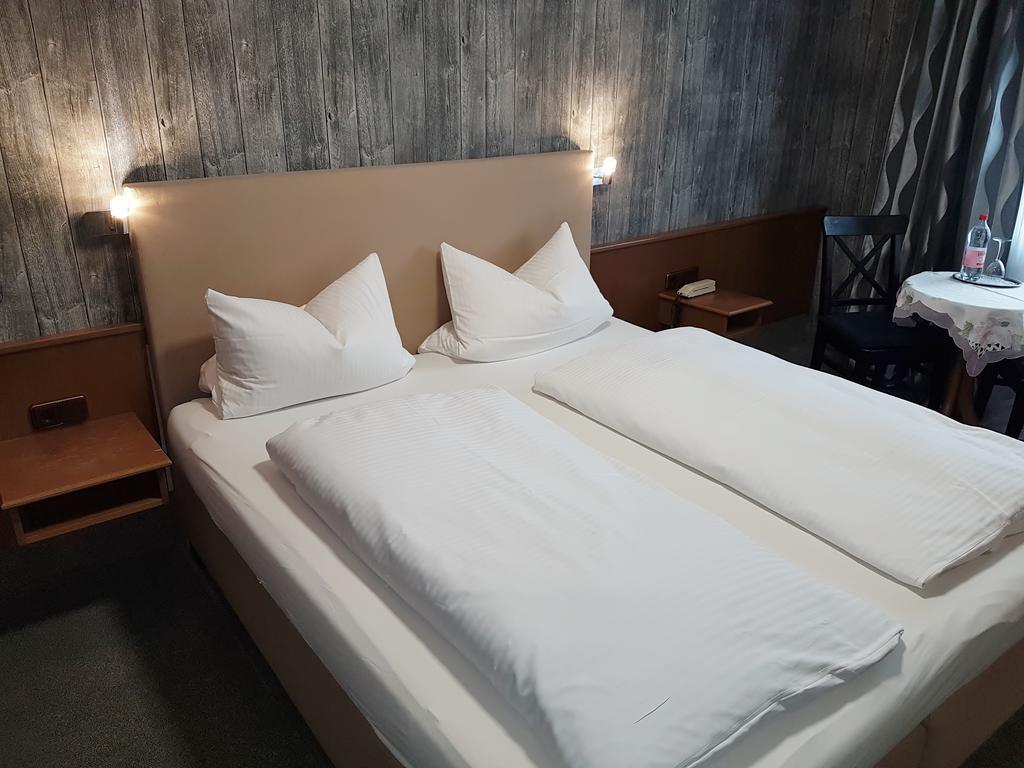 Charlottenhof Hotel Messel Eksteriør billede